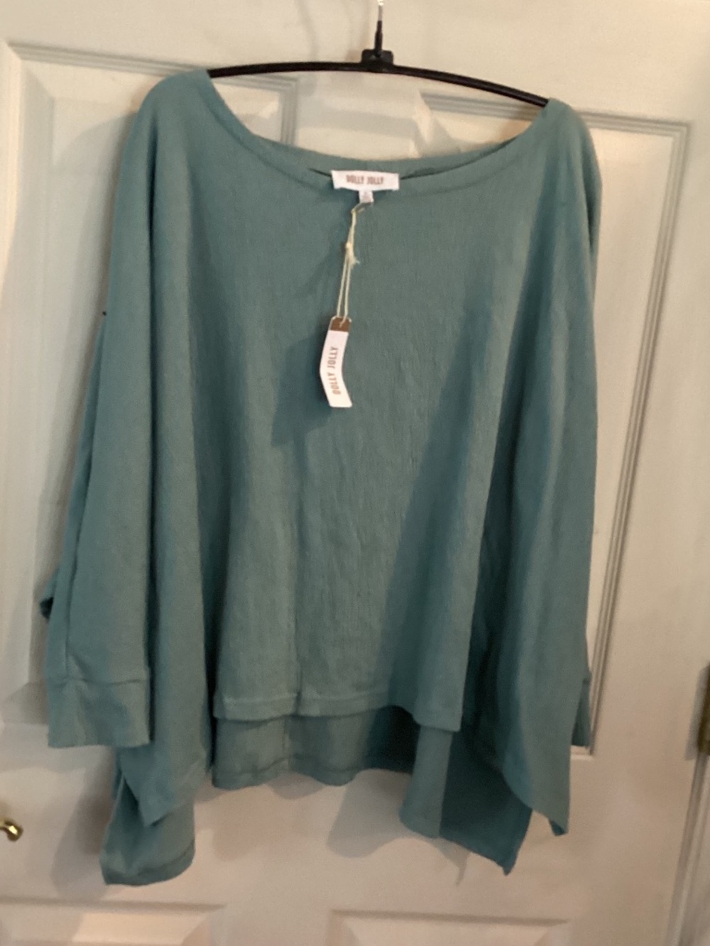 NWT DOLLY JOLLY AIRFLOW CAPE STYLE SHIRT